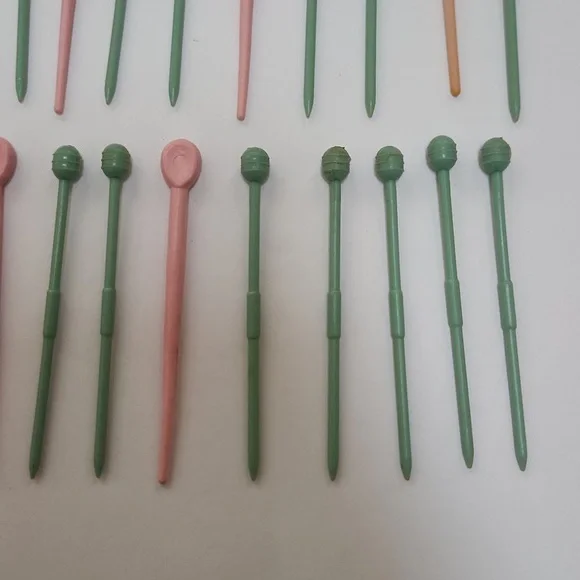 Vintage Plastic Pink Blue Peach Hair Roller Picks Pins Curlers hairstyling - Picture 6 of 7